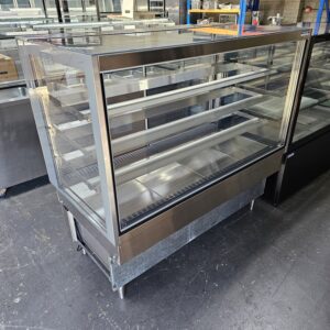 REFURBISHED 1500MM CAKE/FOOD DISPLAY FRIDGE