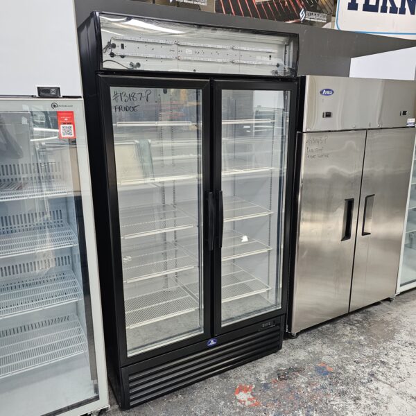 Refurbished Sanden 2 Door Display Fridge for commercial use