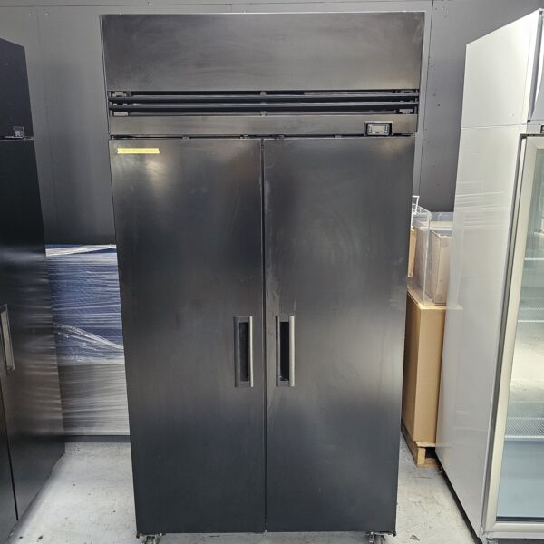 REFURBISHED SKOPE 2 DOOR STORAGE FREEZER - Image 3