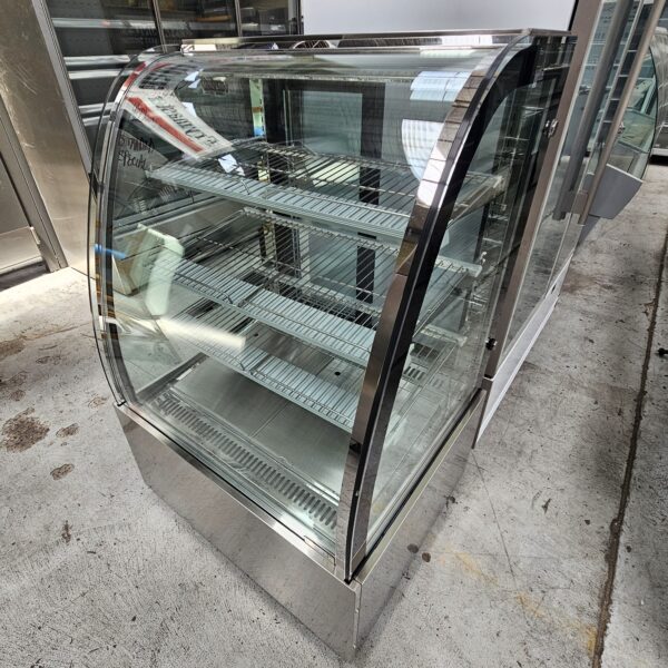 AS TRADED SPECIAL 900MM FED DISPLAY FRIDGE - Image 2