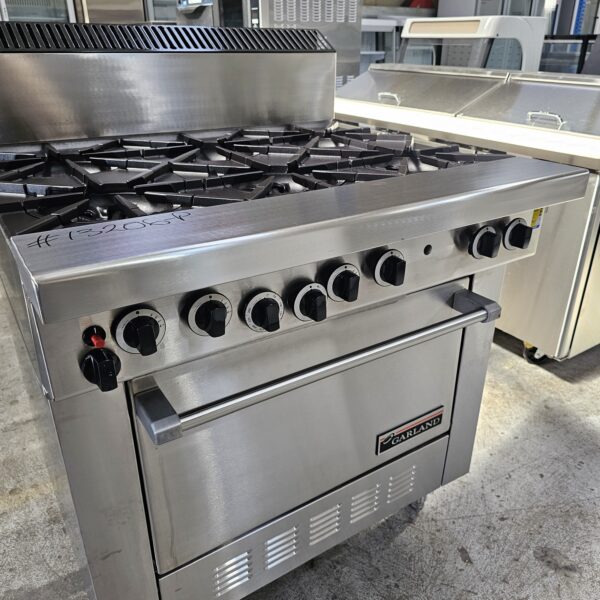 REFURBISHED GARLAND 6 BURNER OVEN RANGE - Image 4