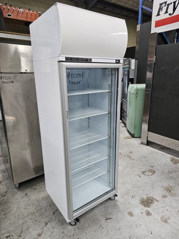 REFURBISHED SKOPE SINGLE DOOR DISPLAY FRIDGE - Image 4