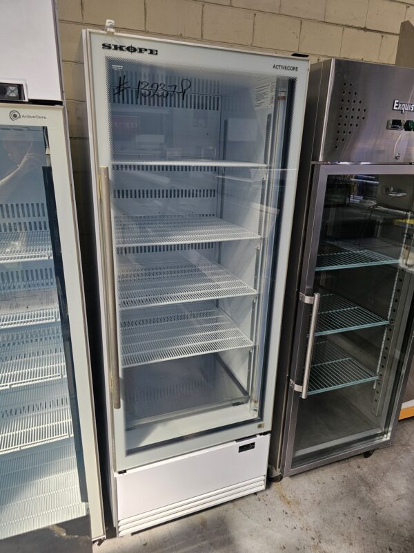 REFURBISHED SKOPE SINGLE DOOR BOTTOM MOUNT DISPLAY FRIDGE - Image 2