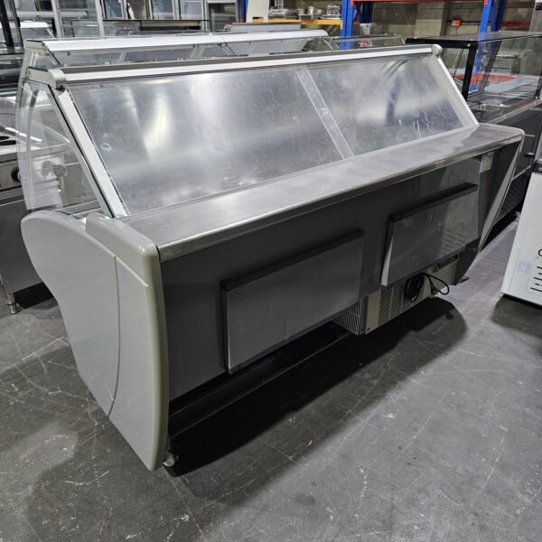 Refurbished Arneg 2000mm Display Fridge for Deli Use - Image 3