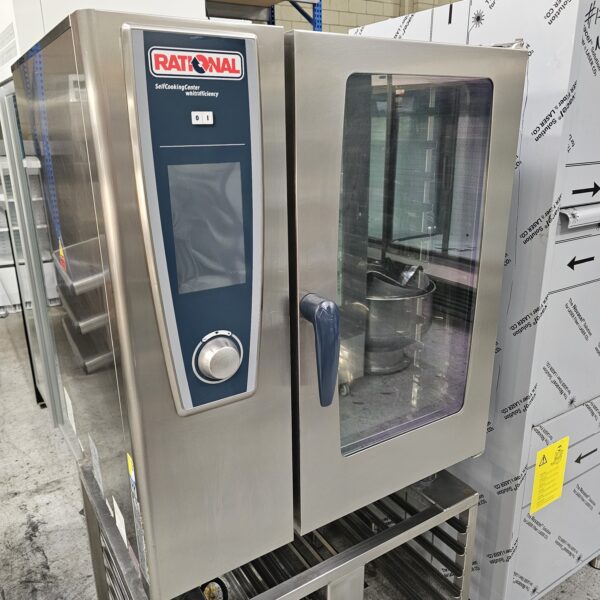 Refurbished Rational 10 Tray Gas Combi Steamer With Warranty - Image 3