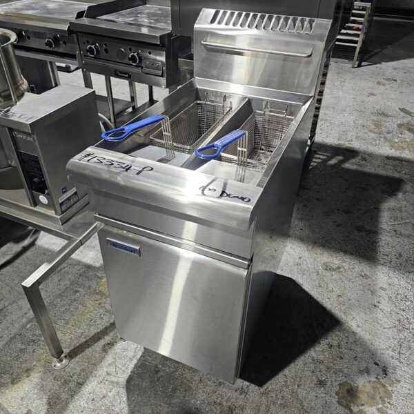 Premium EX DEMO WALDORF SPLIT PAN GAS DEEP FRYER