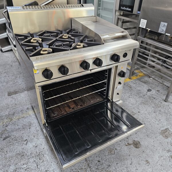 Waldorf 4 Burner 300 Grill Fan Forced Oven Range - Image 4