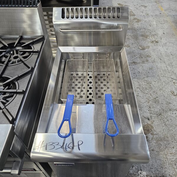 AS NEW WALDORF SINGLE PAN GAS DEEP FRYER - Image 4