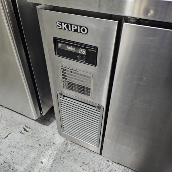 Refurbished Skipio Sandwich Preparation Fridge - 1500mm - Image 5