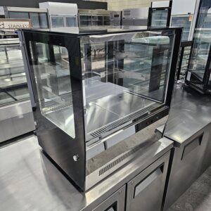 Refurbished 102L Benchtop Cake Display Fridge