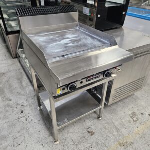 Refurbished Garland 600mm Flat Grill on Stand - Premium Quality