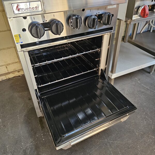 Premium AS NEW TRUEHEAT 4 Burner Oven Range - Image 3