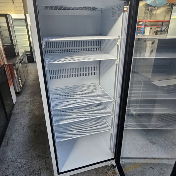 Refurbished Skope Single Door Display Fridge - 610L - Image 4