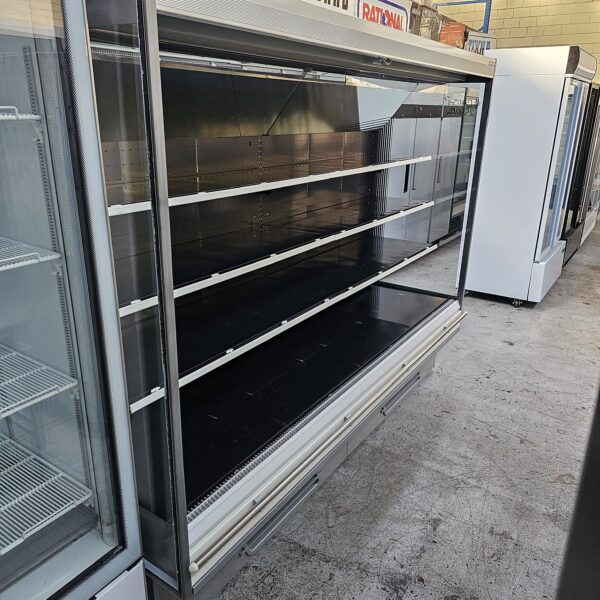 Refurbished Bonnet Neve 2560mm Open Display Fridge - Image 2
