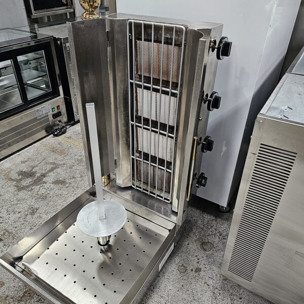 Refurbished 4 Burner Kebab Machine - Premium Quality - Image 3