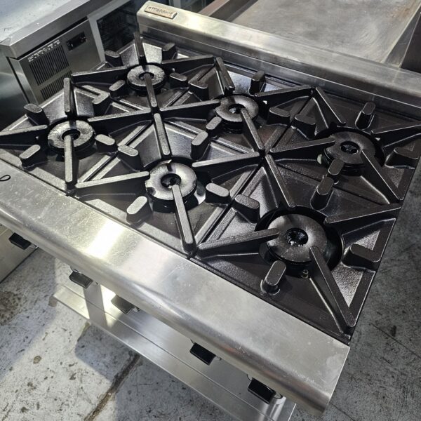 Refurbished Waldorf 6 Burner Cooktop on Stand - Premium Quality - Image 4