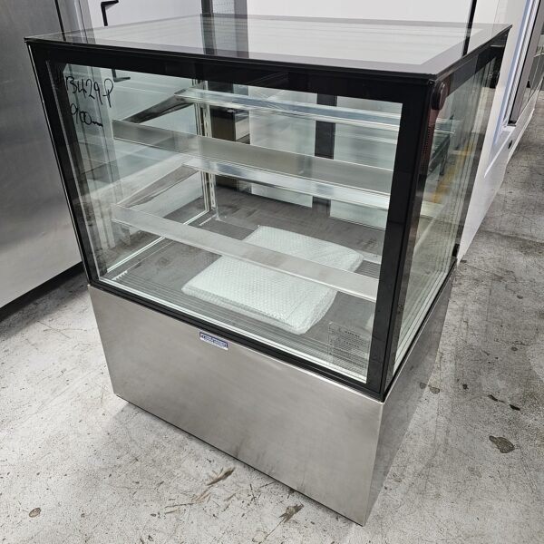 REFURBISHED ICS PACIFIC 3 TIER 900MM DISPLAY FRIDGE - Image 2