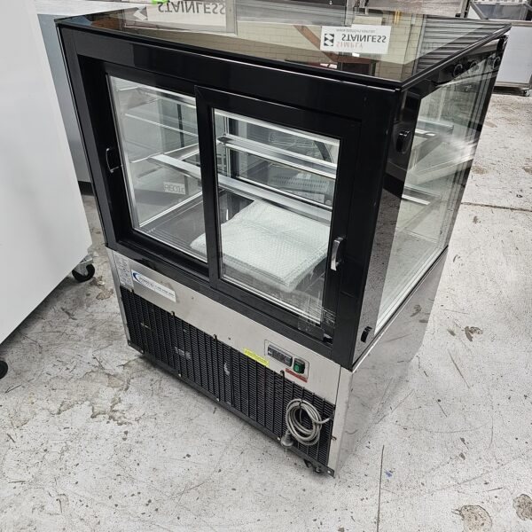 REFURBISHED ICS PACIFIC 3 TIER 900MM DISPLAY FRIDGE - Image 4