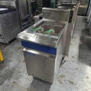 REFURBISHED BLUESEAL SINGLE PAN GAS DEEP FRYER