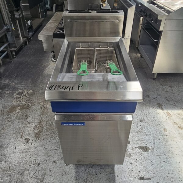 REFURBISHED BLUESEAL SINGLE PAN GAS DEEP FRYER - Image 3