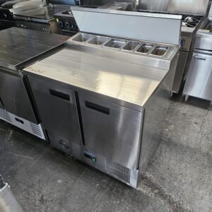 Premium Polar 900mm Sandwich Prep Fridge – Fresh, Efficient Storage