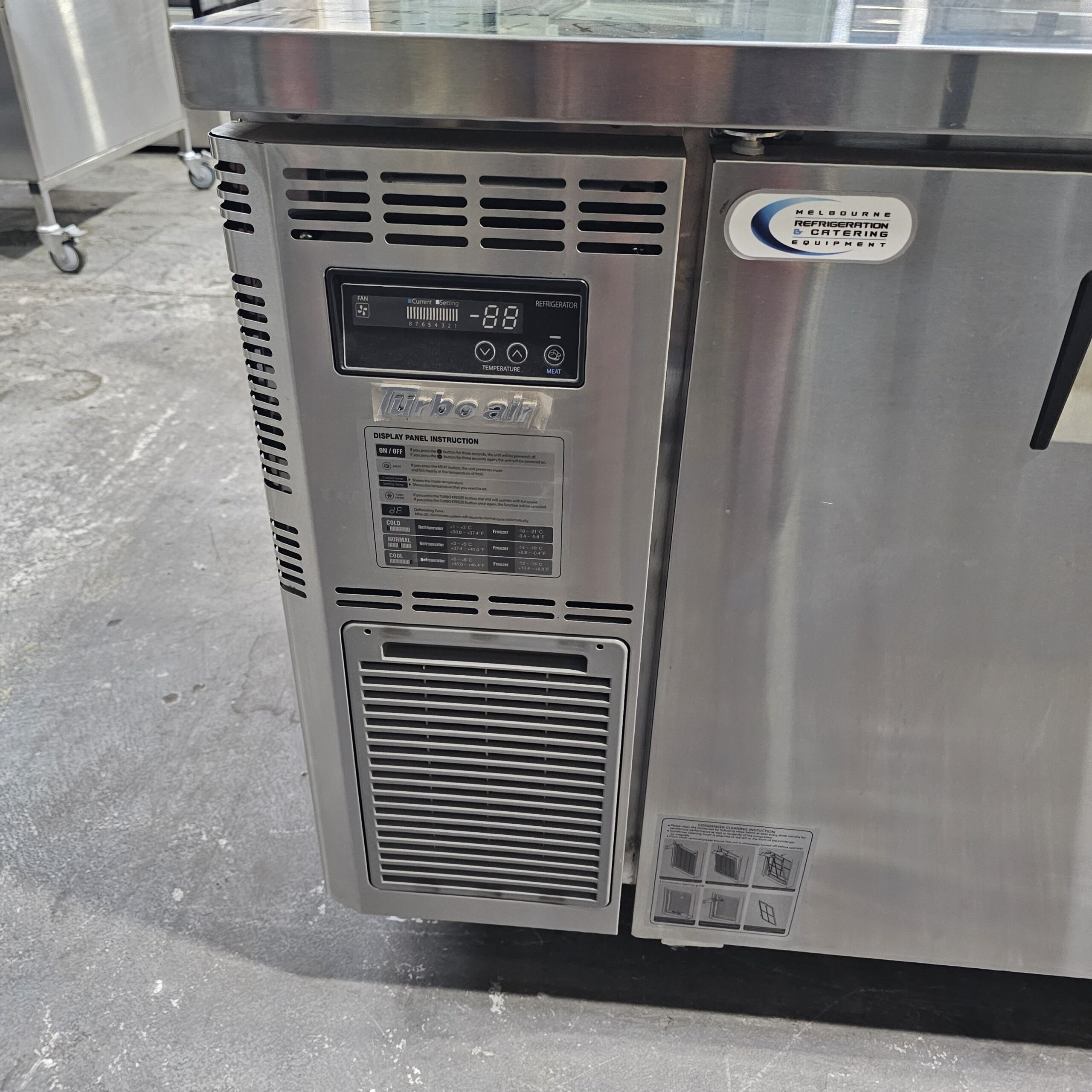 EX DEMO TURBOAIR SINGLE DOOR 2 DRAWER UNDERBAR FRIDGE - Image 4