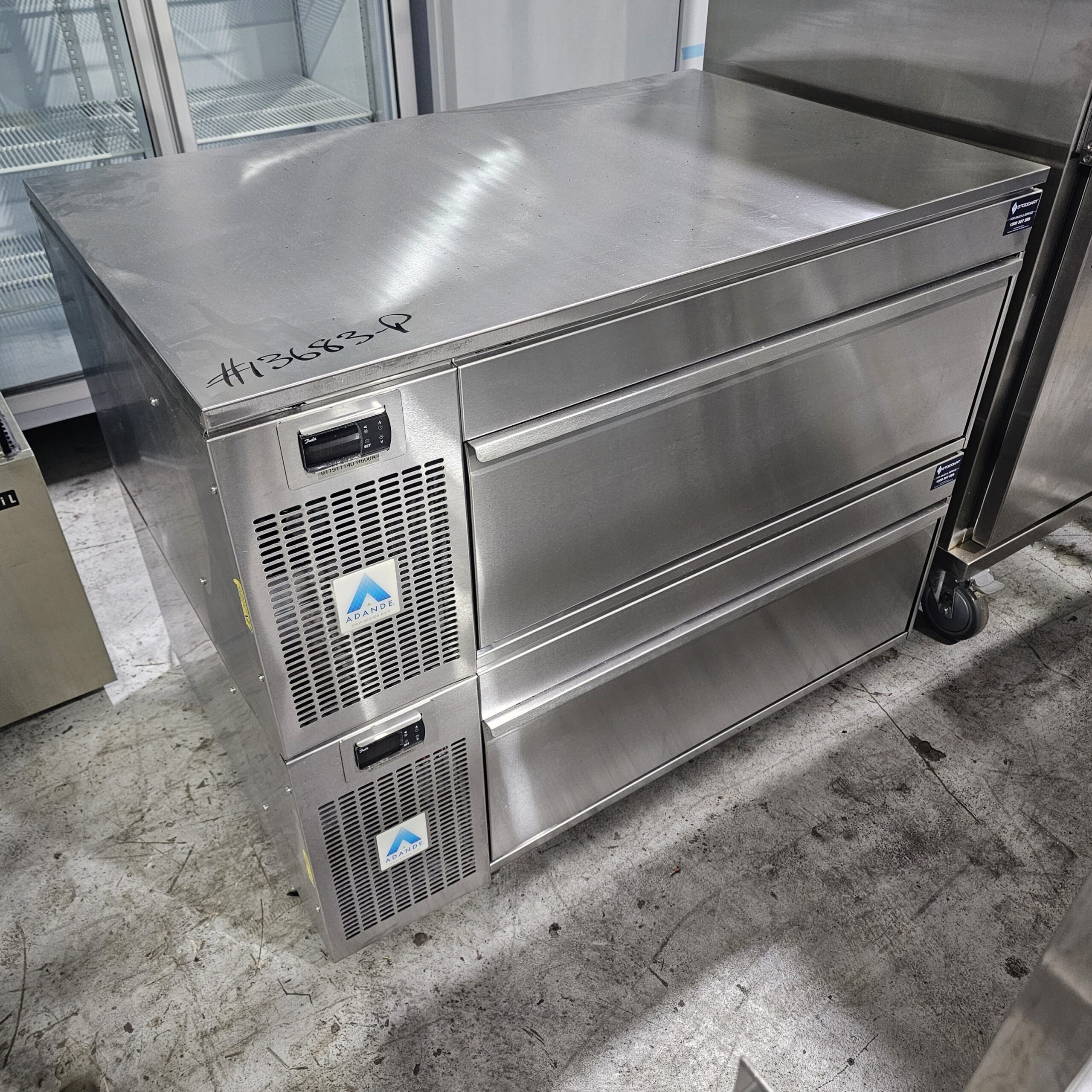 REFURBISHED ADANDE DOUBLE DRAWER REFRIGERATED SYSTEM