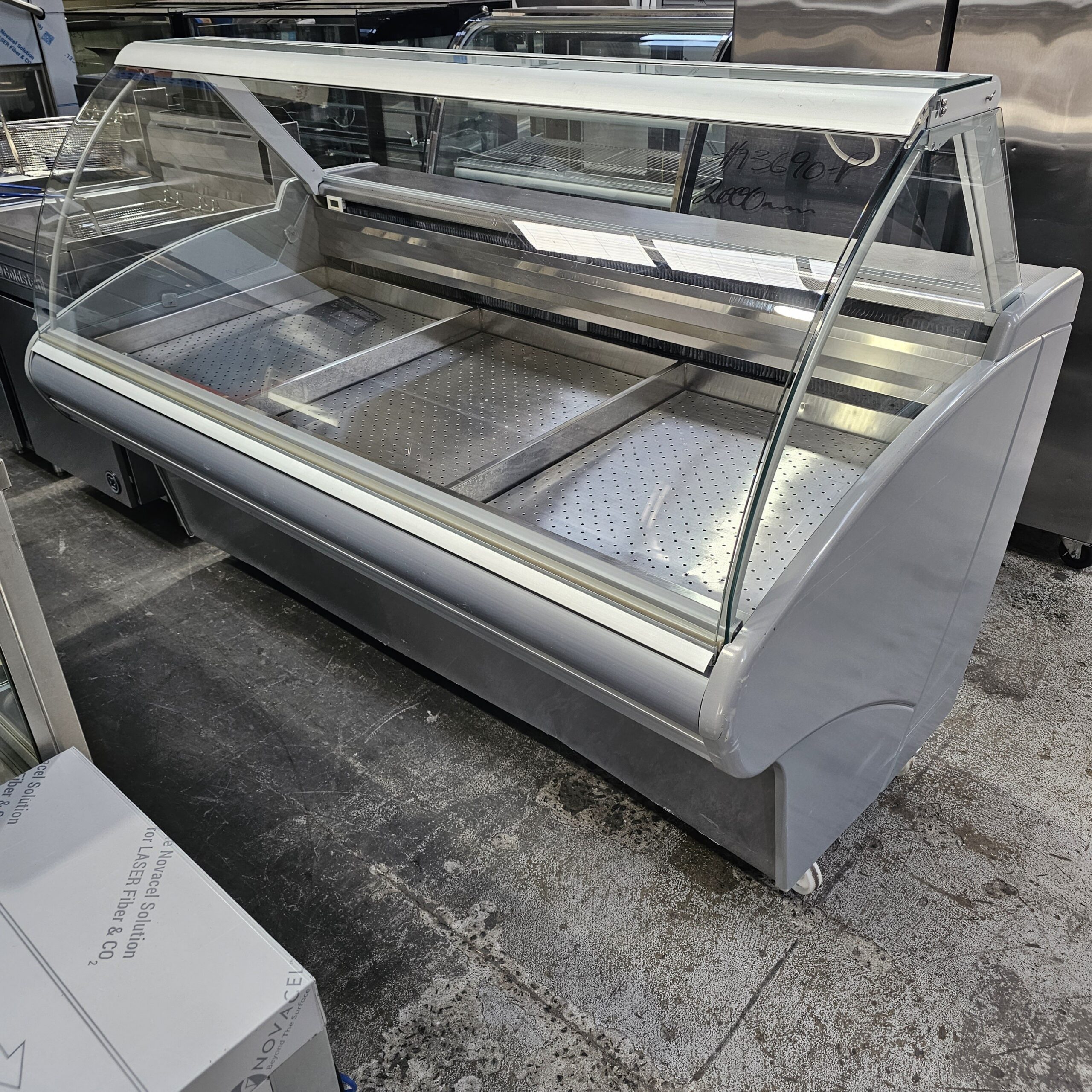 REFURBISHED ARNEG CURVED GLASS FISH MEAT SUSHI DISPLAY FRIDGE