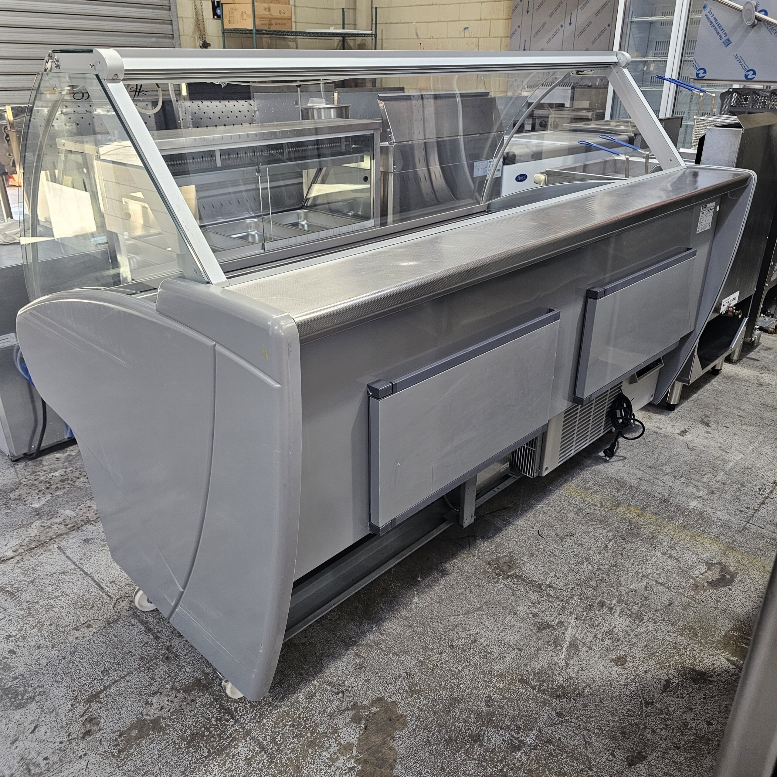 REFURBISHED ARNEG CURVED GLASS FISH MEAT SUSHI DISPLAY FRIDGE - Image 3