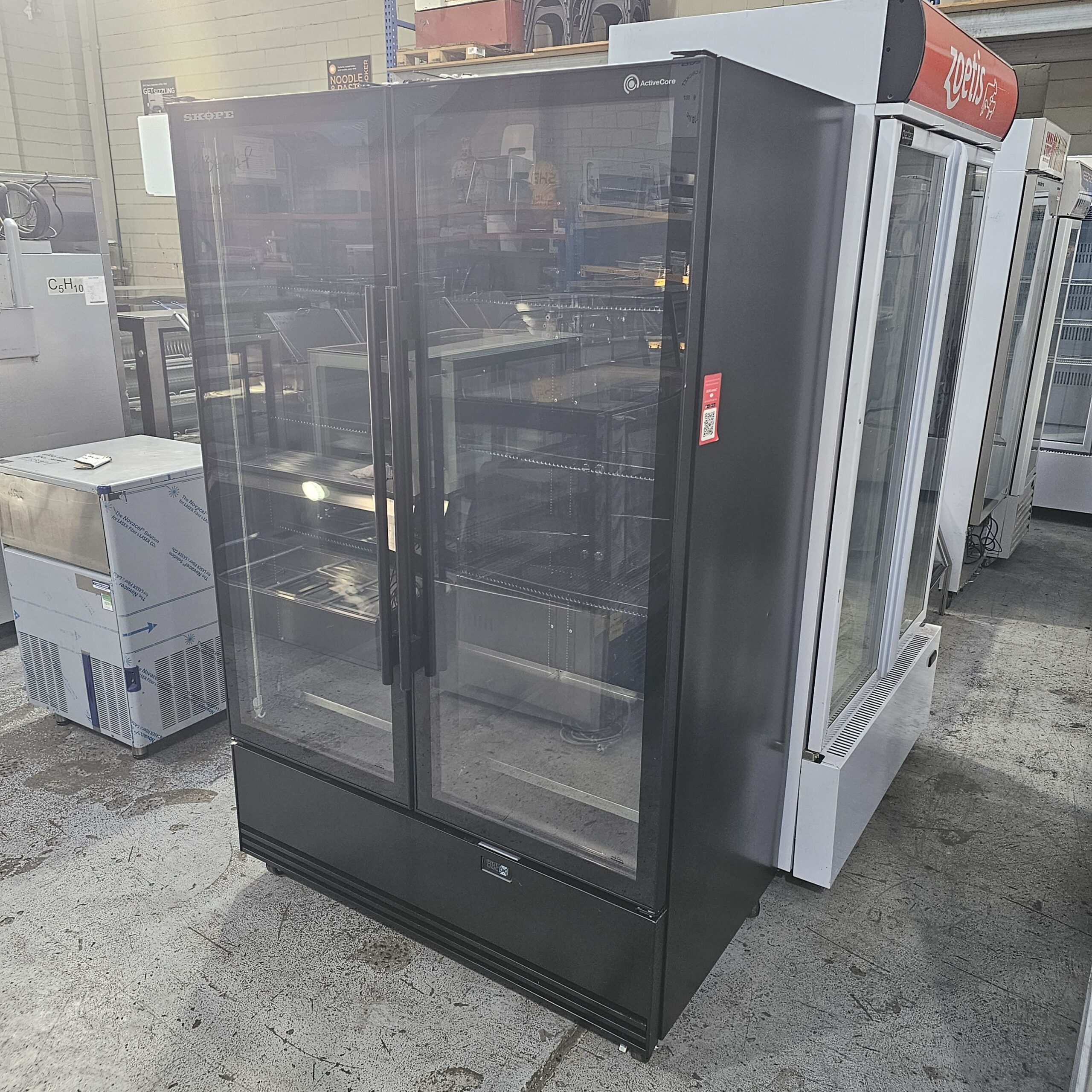 AS NEW SKOPE 2 DOOR DISPLAY FRIDGE - Image 2