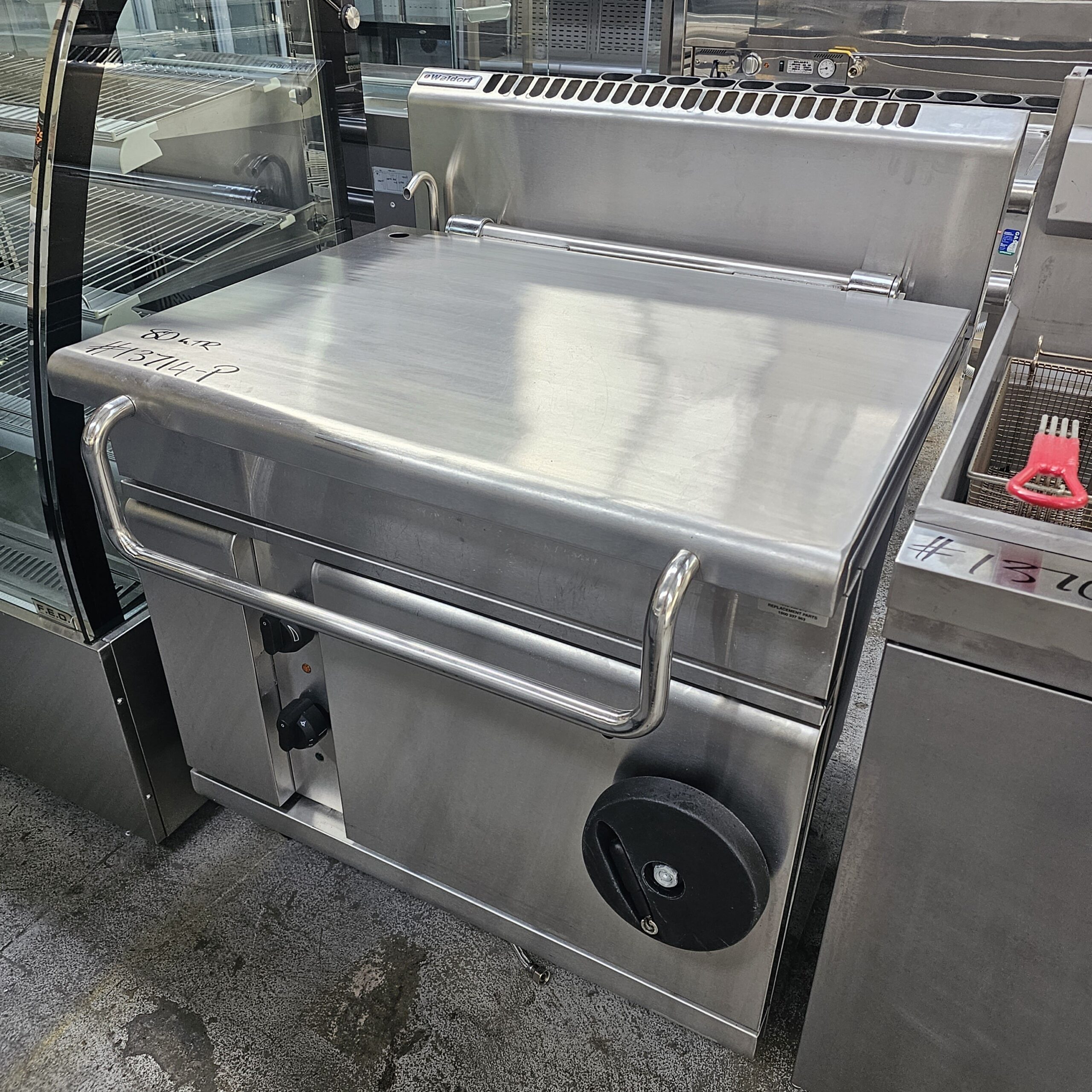 Premium Waldorf 80L Gas Bratt Pan – Unbeatable Reliable Performance